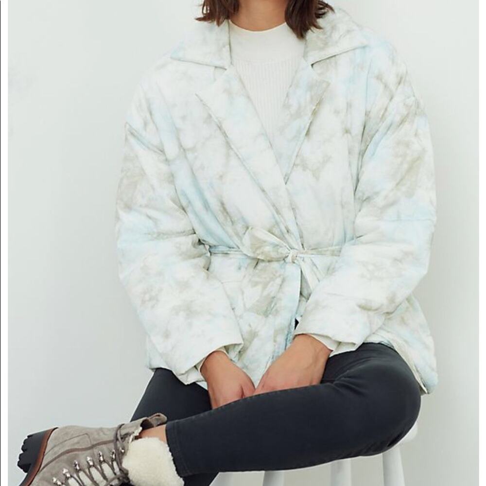 New Blank NYC Bennie Puffer Jacket White Tie Dye Belted Size Medium